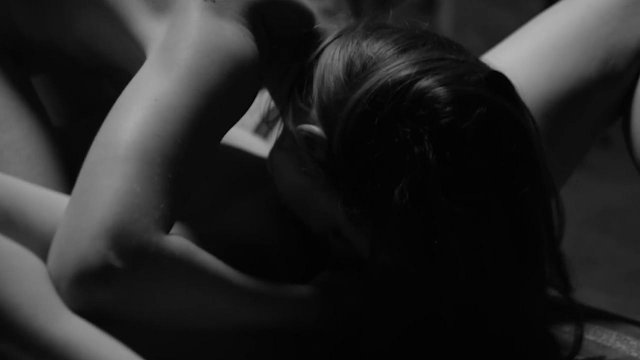 Превью Пошлая парочка пригласила друзей на групповушку № 23578