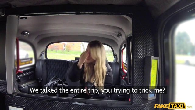 Превью Водитель уломал пассажирку потрахаться в автомобиле № 23753