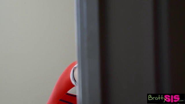 Превью Чирлидерша захотела раком потрахаться с футболистом № 23973