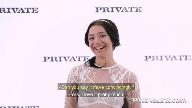 Превью Брюнетка с самого утра освобождает яйца мужа от спермы № 35191