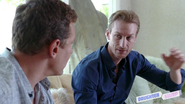 Превью Мужики меняются дочерями и жестко ебут молодых красоток во все дырки № 35227