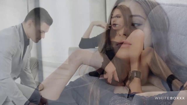 Превью Солдат на кресле жестко и до боли трахнул модель № 35381