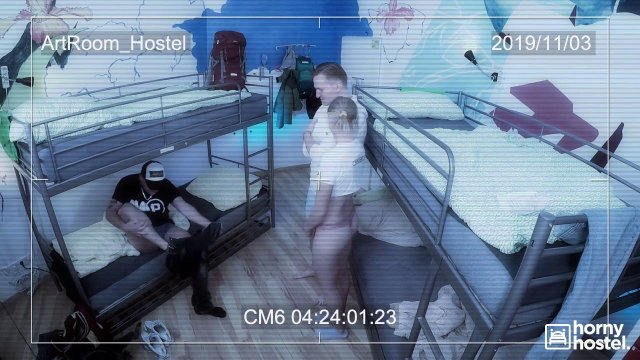 Превью Скрытая камера снимает ебущихся русских студентов в общежитии № 35448