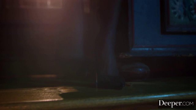 Превью Мужик накидал палок в широкое влагалище попастой девки № 35483