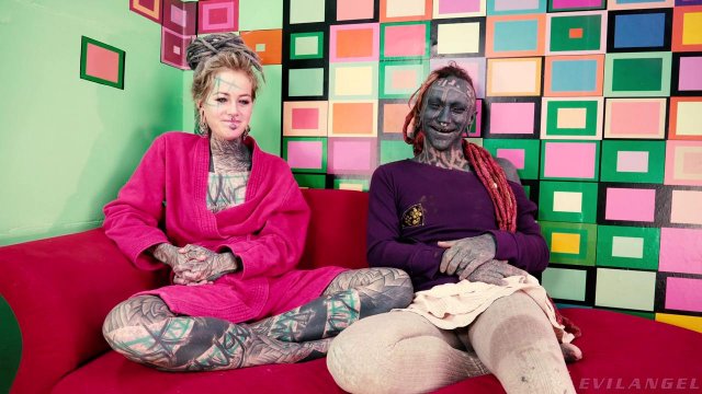 Превью Татуированная девица трахается во всех позах со своим приятелем № 35615