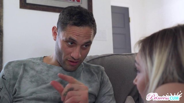 Превью Блондинка сосет ствол парня и дает ему в розовую письку № 35616