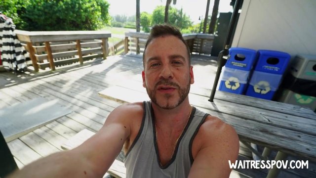 Превью Блондинка на члене своего личного тренера стонет от кайфа № 35893