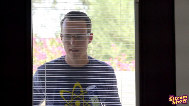 Превью Худая блондинка изменяет своему парню с его лучшим другом № 35918