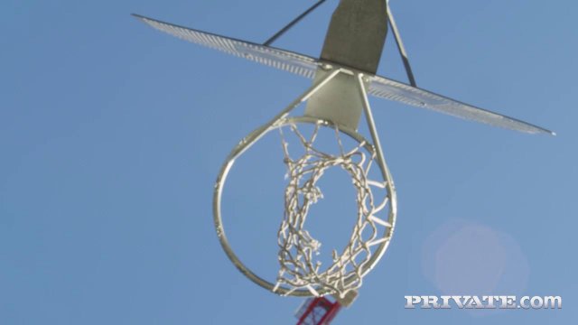 Превью Парень посадил на член свою подругу и получил удовольствие № 35940