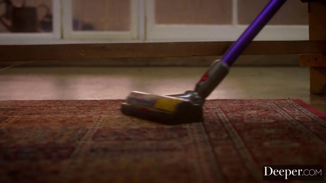 Превью Американка трахается с русским любовником у него дома № 36076