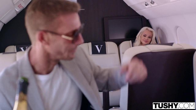 Превью Анальные фантазии лесбух № 36197