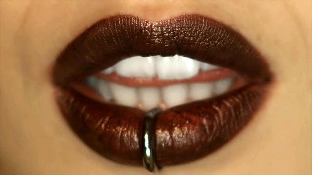 Превью Повез в отель для членовредительства № 36216