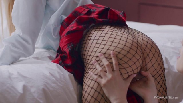 Превью Две сучки лижут пизду - вот так забава № 36277