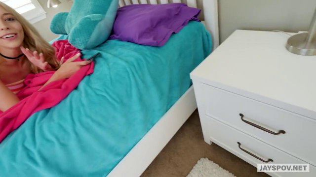 Превью Любопытство сестры зашкаливает № 36324