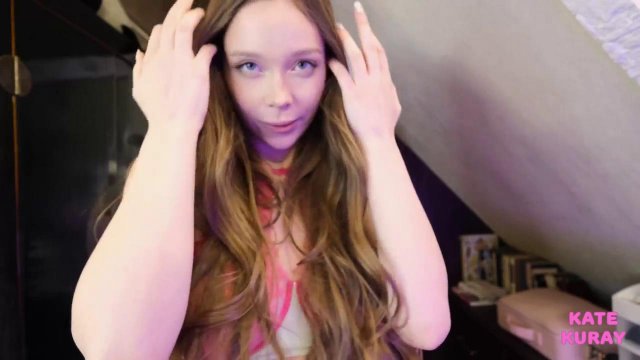 Превью Девушка в розовом белье делает впечатляющий минет № 41232