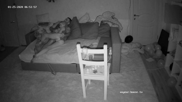 Превью Секс на скрытую камеру с женой соседа № 41296