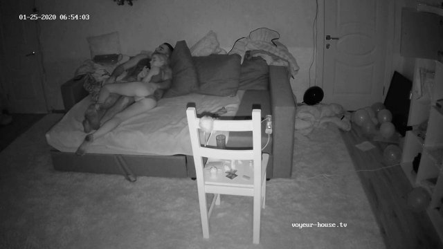 Превью Секс на скрытую камеру с женой соседа № 41296