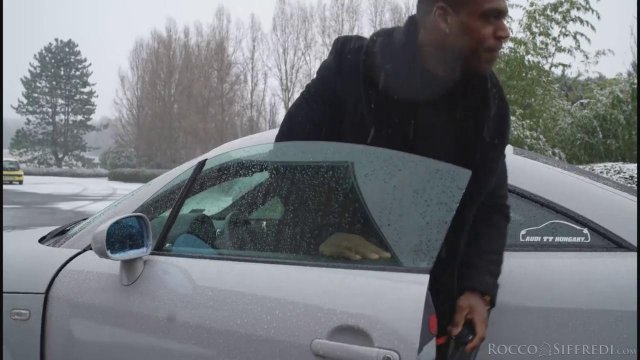 Превью Телки делятся большим членом негра в ЖМЖ № 41466