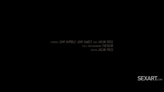 Превью Эротично трахает брюнетку с висячими сиськами № 41474