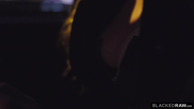 Превью Они точно не подерутся из-за этого члена? № 44154