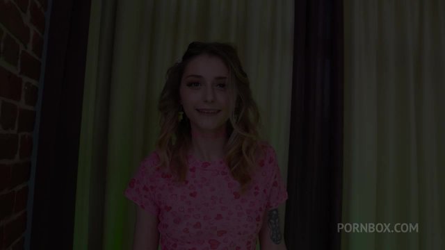 Превью Как же скромница попала на ганг банг? № 44257