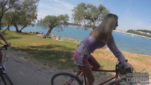 Превью Горяченькие пляжные развлечения № 44295