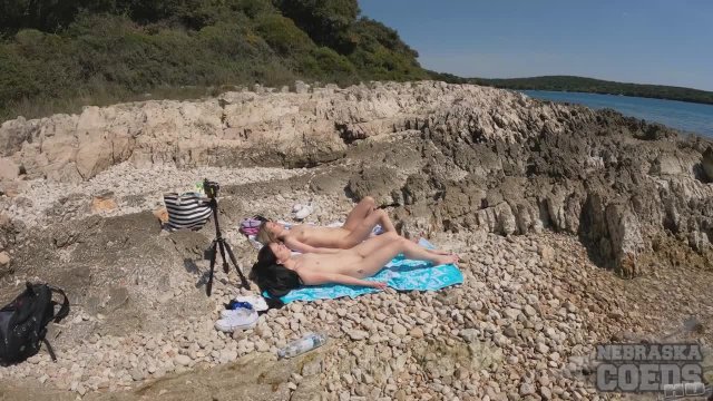 Превью Горяченькие пляжные развлечения № 44295