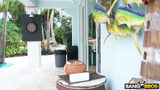 Превью Самый сильный оргазм доступен с сестрой № 46129